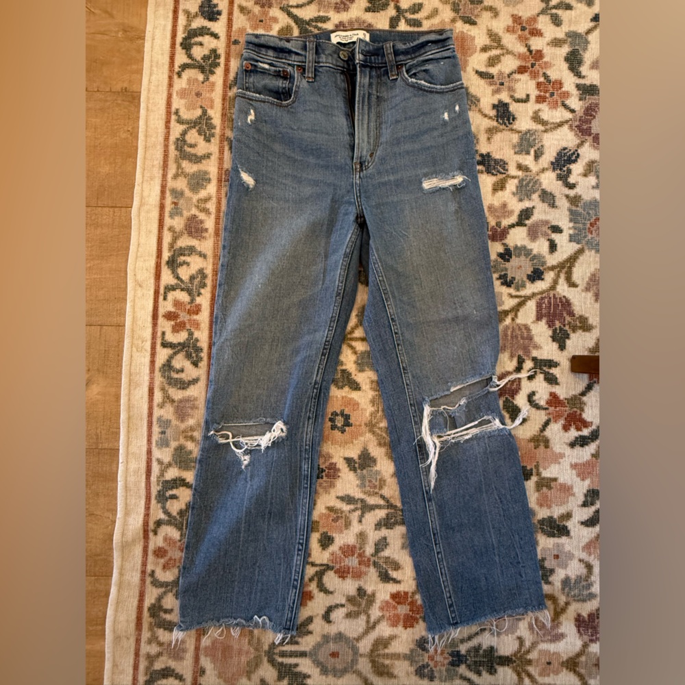 Abercrombie & Fitch The Ankle Straight Ultra High Rise